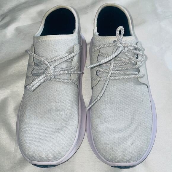 Vessi Everyday Move Waterproof Sneakers - Woman's Size 8 - Worn Once - Picture 2 of 11